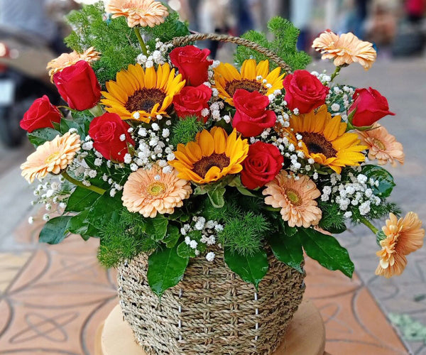 Send Flowers To Dien Bien