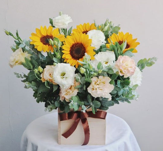 Send Flowers To Thai Binh