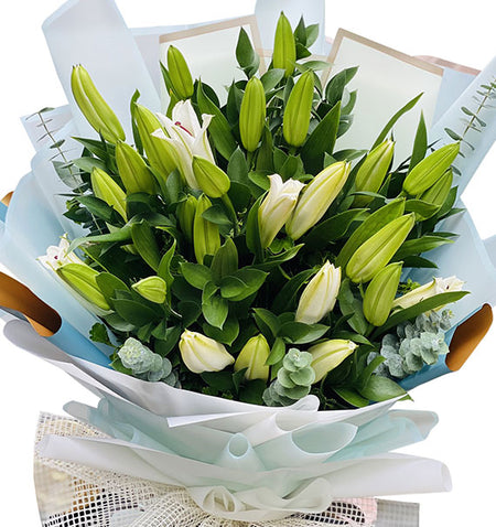 Luxury White Lily Bouquet Vietnam