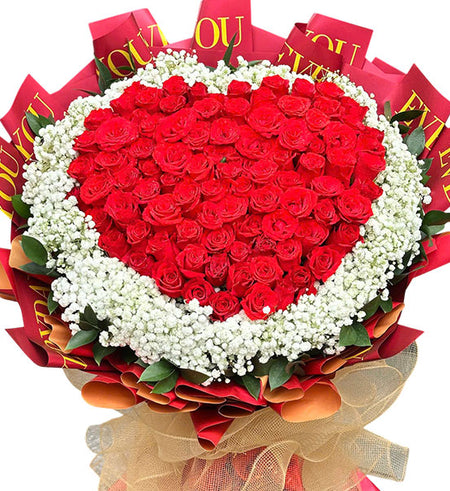 Romantic Red Roses Bouquet Vietnam