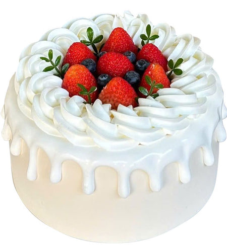 Berry Sweetheart Cake Vietnam