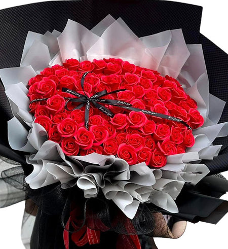 Charming Waxed Rose Bouquet For Mom Vietnam