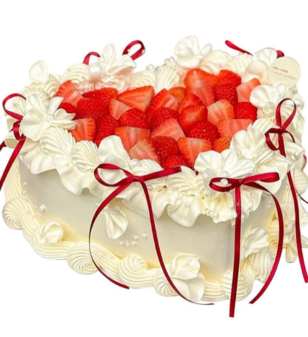 Cute Berry Angel Cake Vietnam