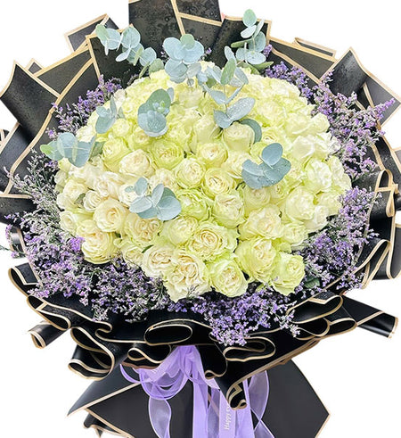 Elegant Love Bouquet For Mom Vietnam