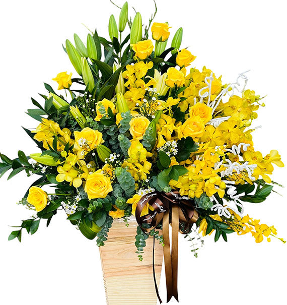 Golden Love for Mom Basket Vietnam