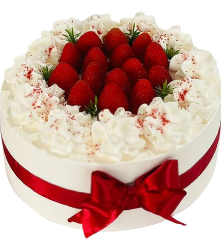 Little Strawberry Kiss Cake Vietnam