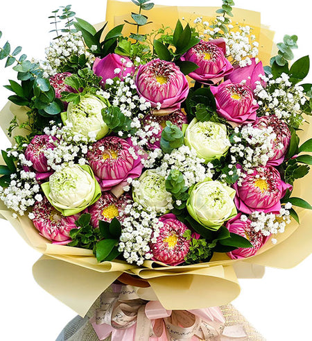 Lotus Blossom Bouquet Vietnam