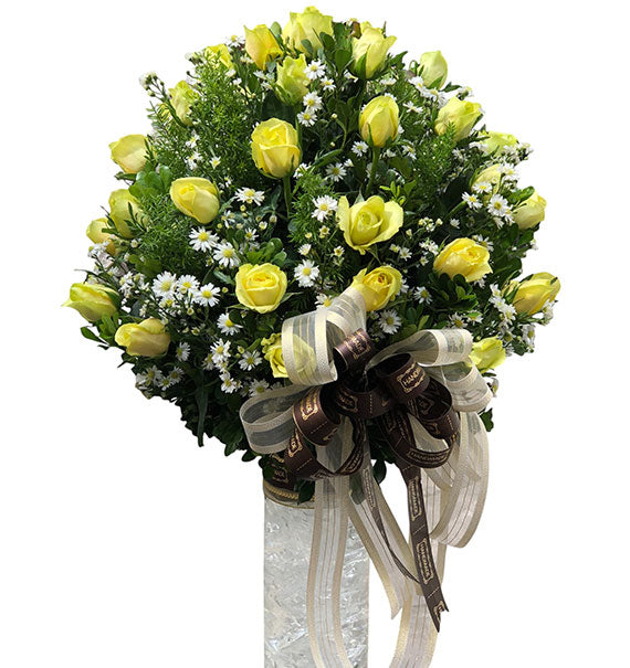 Pure Love Rose Vase Vietnamese Flowers