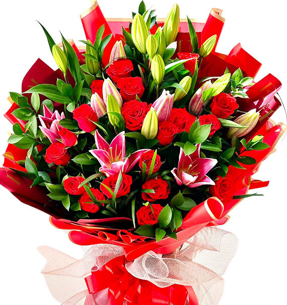 Romantic Anniversary Bouquet Vietnam