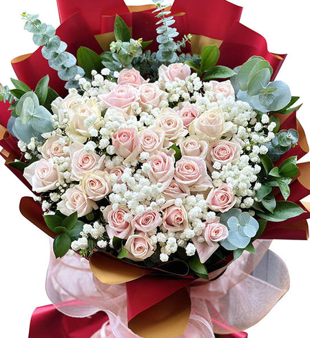 Romantic Dream Rose Bouquet Vietnamese Flowers