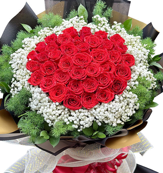 Royal Red Rose Bouquet Vietnamese Flowers