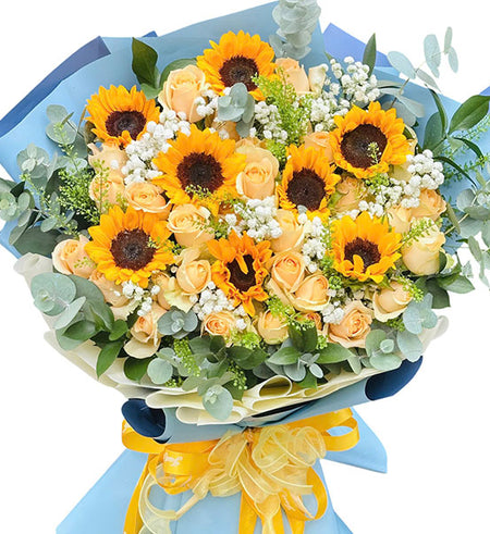 Sunshine for Mom Bouquet Vietnam