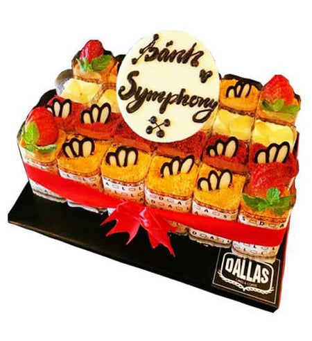 Symphony Cake - Vietnamese Flowers