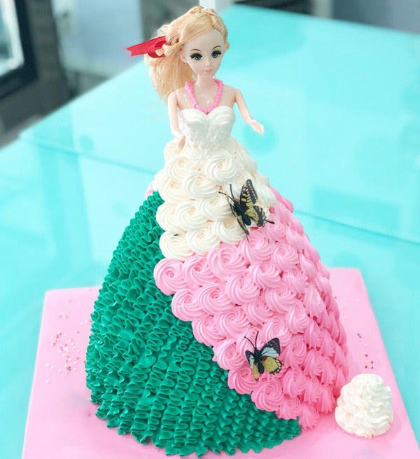 Frozen Barbie Cake - Cake Waala