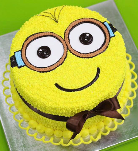 Minion Cake 01 - Vietnamese Flowers